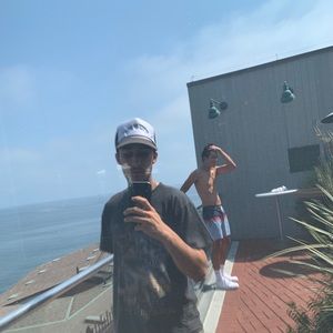 Meet your Posher, Adriel